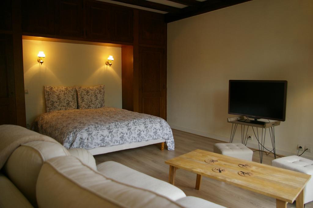Juniper House Apartment Vulaines-sur-Seine ภายนอก รูปภาพ
